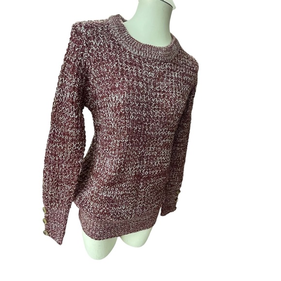 Questions Crewneck sweater Size Small - Picture 3 of 14